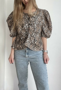 CAMISA ANIMAL PRINT en internet