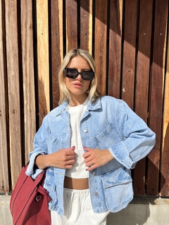CAMPERA LIGHT DENIM MULTIPOCKET