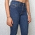Calça Jeans Skinny Revanche na internet