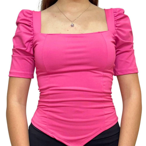 Blusa Manga Princesa com Decote Reto e Barra em Bico - loja online