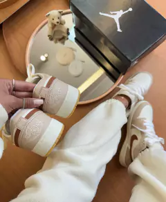 TÊNIS AIR JORDAN LOW