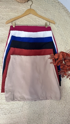Short saia engana bobo