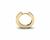 Argola redonda dourada de ouro 18k com diamantes, exibindo um design elegante e moderno.