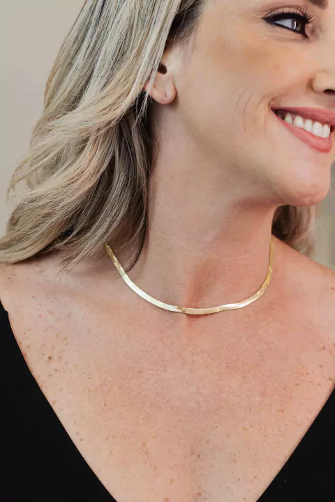 Choker fita dourada folheado a Ouro 18K