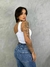 Cropped Bella na internet