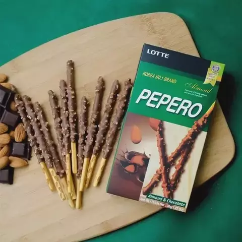 Pepero Almond 32g