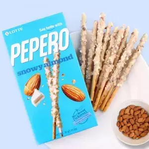 Pepero Snowy Almond 32g