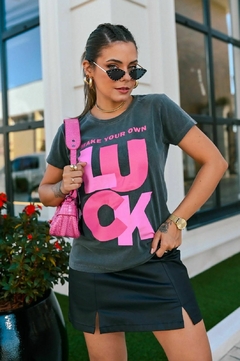 T-Shirt LUCK - comprar online