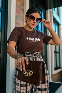 T-Shirt Fases da Lua na internet