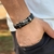 PULSEIRA DE COURO PRETO AJUSTÁVEL (HARLEY CROMADO)