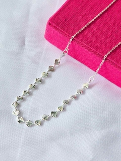 CHOKER MINI CONCHINHAS LISTRADA - BANHADO A PRATA 925 - comprar online