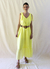 Vestido atado en hombros