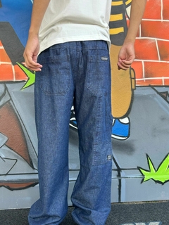 CALÇA CARPINTEIRO STRANGER na internet