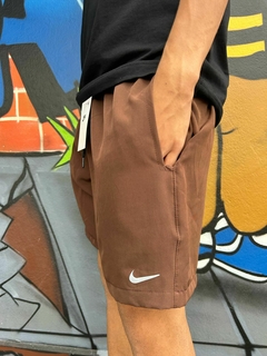 SHORTS TACTEL NIKE MARROM - comprar online
