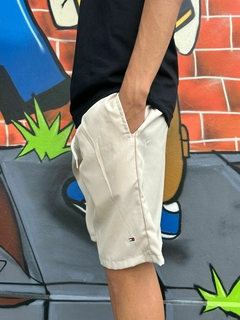 SHORTS TACTEL TOMMY AREIA - comprar online