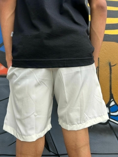 SHORTS TACTEL TOMMY OFF WHITE na internet