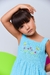 Vestido bordado azul na internet
