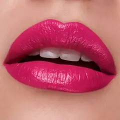 Labial Hydrabomb CyPlay