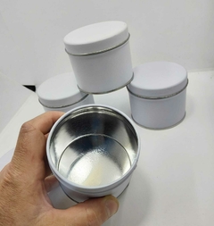 Latas blancas con tapa sombrero x 20 unidades - Personal Insumos