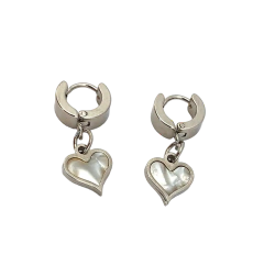 Aros Argolla de Acero con Corazon de Nacar Colgante
