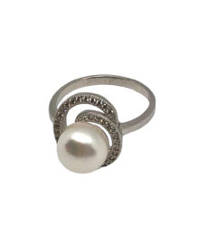 Anillo de Plata con Perla y Zirconia/Cubic