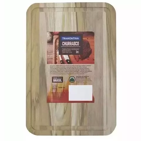Tabla de cortar Tramontina para churrasco, con diseño de madera y etiqueta informativa.