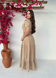Vestido Larissa na internet