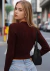 Sweater Crop Con Ochos - LYKKE