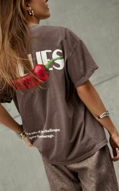 Camiseta Over Estonada Chilli - comprar online