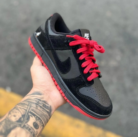 TÊNIS NIKE - SB DUNK LOW