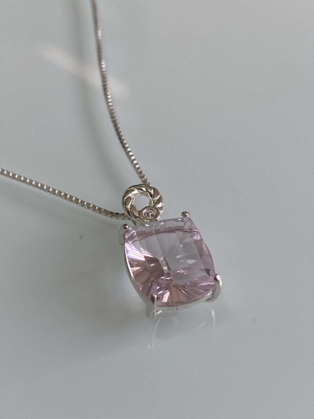 Pingente Polo rosa