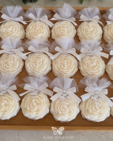 Vela aromática Flor Peônia no tule | escolha o aroma