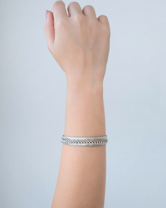 Bracelete Mola Detalhes Prateada - comprar online