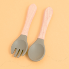 Kit Prato de Silicone e Talheres de Bambu - loja online