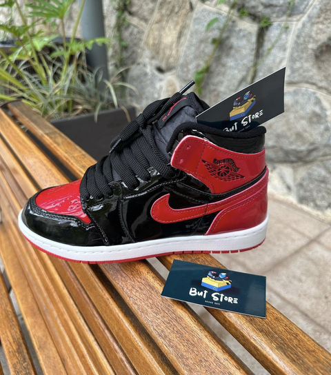 Jordan 1 Mid