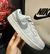 Nike dunk grises