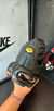 Nike TN negras en internet