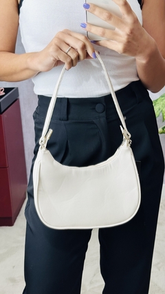 BOLSA MÉDIA DE OMBRO na internet
