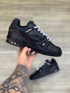 Louis Vuitton black - comprar online