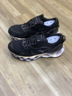 mizuno prophecy beta black 2.0