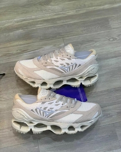 mizuno prophecy ls areia