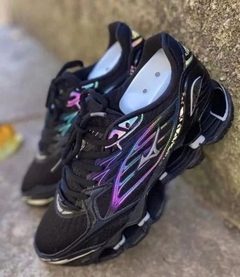 Imagem do mizuno prophecy 6 camaleao