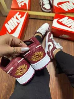 nike air Jordan low vinho na internet