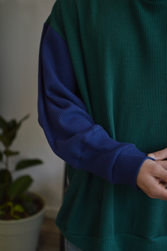 SWEATER OVERSIZE OS TERI VERDE en internet