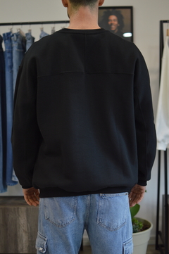 BUZO OVERSIZE CUPIDO NEGRO - comprar online