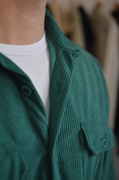CAMISACO OVERSIZE CORDEROY VERDE en internet