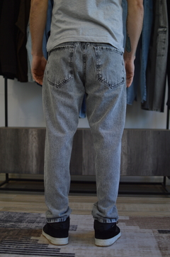 JEAN MOM LUCA NEGRO - comprar online