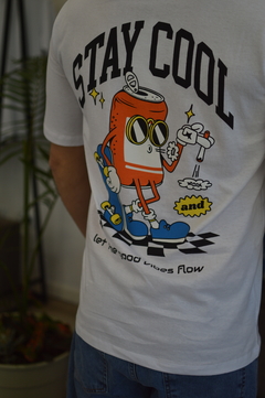 REMERA COOL PEOPLE OVERSIZE en internet