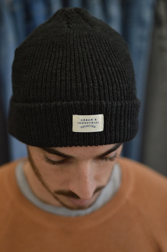 GORRITO LANA NEGRO