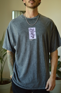 REMERA OVERSIZE ARECA